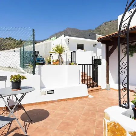 Holiday home Ek Araya *